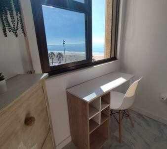 Encantador Apartamento Frente A La Playa Victoria Lägenhet Cádiz Exteriör bild